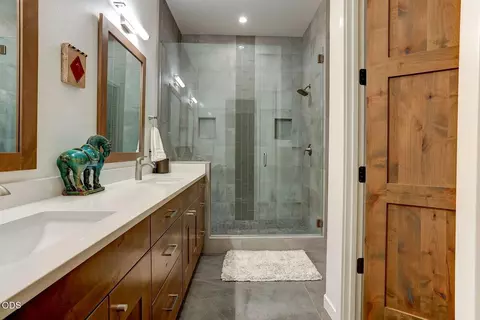 Other - 60457 Kangaroo Loop, Bend, OR 97702 photo 16 of 36