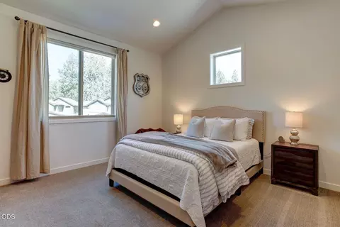 Other - 60457 Kangaroo Loop, Bend, OR 97702 photo 20 of 36