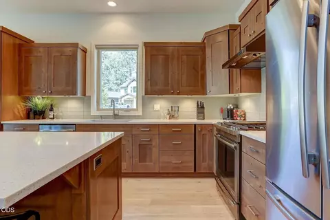 Other - 60457 Kangaroo Loop, Bend, OR 97702 photo 11 of 36