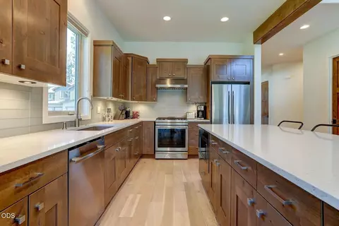 Other - 60457 Kangaroo Loop, Bend, OR 97702 photo 10 of 36