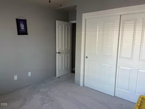 Bedroom - 308 Live Oak Loop, Central Point, OR 97502 photo 2 of 2