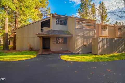 57218 Island Rd #18, Sunriver, OR 97707