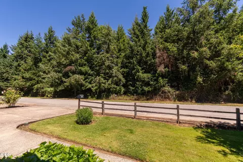 204 Miller St, Molalla, OR 97038 photo 4