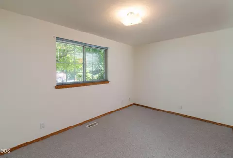 204 Miller St, Molalla, OR 97038 photo 13
