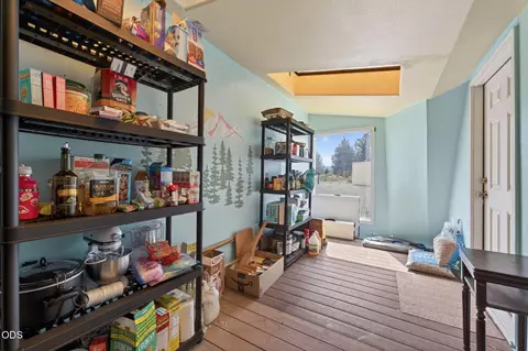 66928 Sagebrush Ln, Bend, OR 97703 photo 19