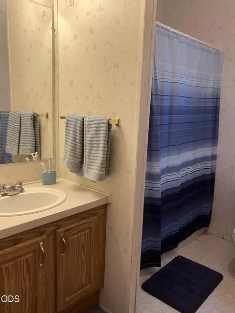 16985 Whittier Dr, Bend, OR 97707 photo 9