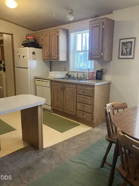 16985 Whittier Dr, Bend, OR 97707 photo 15