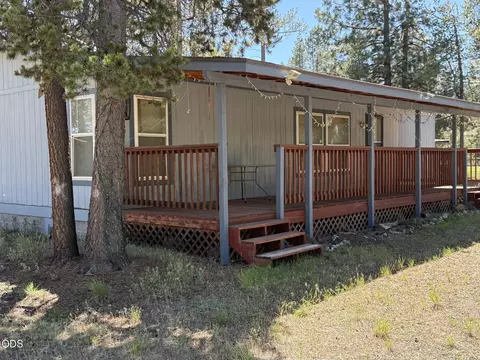16985 Whittier Dr, Bend, OR 97707 photo 2