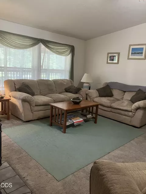 16985 Whittier Dr, Bend, OR 97707 photo 7