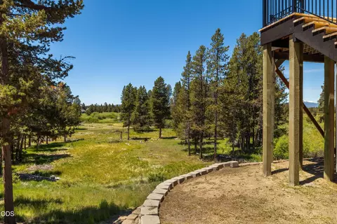 Exterior - 53345 Riverview Dr, La Pine, OR 97739 photo 5 of 14