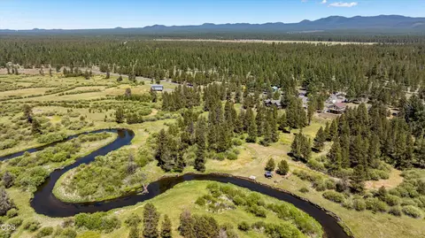 View/Area - 53345 Riverview Dr, La Pine, OR 97739 photo 6 of 8