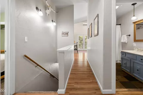 Entry Way - 53345 Riverview Dr, La Pine, OR 97739 photo 1 of 3