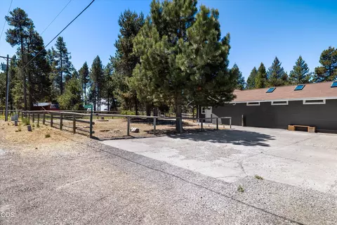 Exterior - 53345 Riverview Dr, La Pine, OR 97739 photo 12 of 14