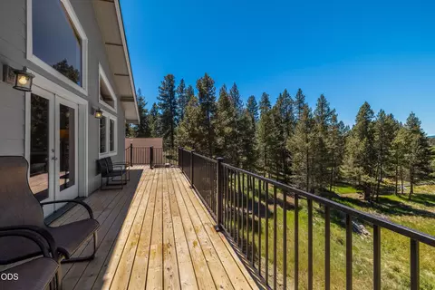 Exterior - 53345 Riverview Dr, La Pine, OR 97739 photo 2 of 14