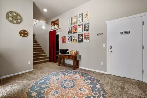 Entry Way - 53345 Riverview Dr, La Pine, OR 97739 photo 3 of 3