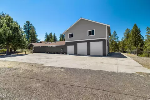 Exterior - 53345 Riverview Dr, La Pine, OR 97739 photo 13 of 14