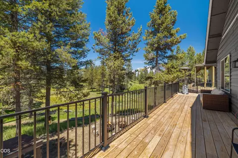 Exterior - 53345 Riverview Dr, La Pine, OR 97739 photo 9 of 14