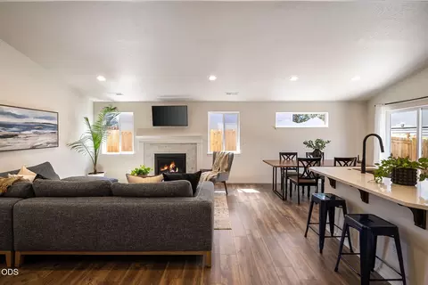 Other - 62847 NE Daniel Rd, Bend, OR 97701 photo 1 of 7