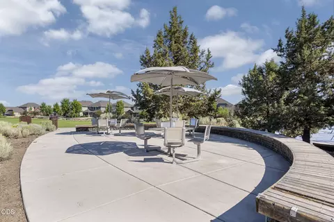 View/Area - 62847 NE Daniel Rd, Bend, OR 97701 photo 9 of 9