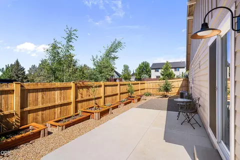 Exterior - 62847 NE Daniel Rd, Bend, OR 97701 photo 3 of 5