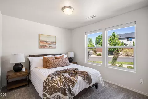 Bedroom - 62847 NE Daniel Rd, Bend, OR 97701 photo 3 of 3
