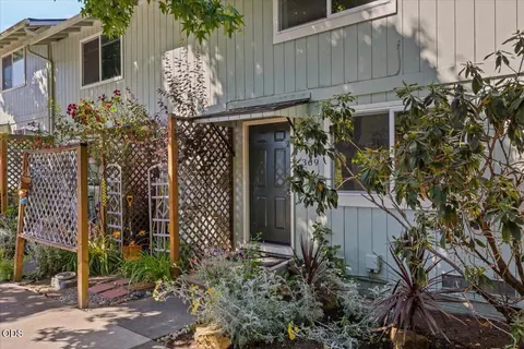 369 Glenn St, Ashland, OR 97520