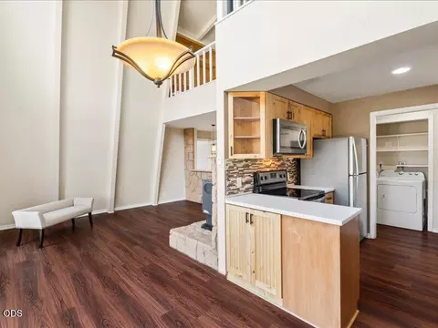 Kitchen - 61170 Ferguson Rd, Bend, OR 97702 photo 5 of 5
