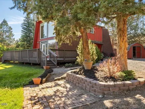 Exterior - 61170 Ferguson Rd, Bend, OR 97702 photo 2 of 12