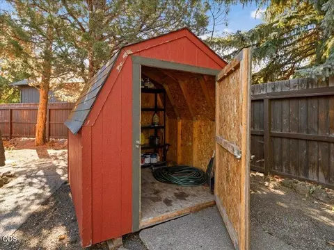 Exterior - 61170 Ferguson Rd, Bend, OR 97702 photo 8 of 12
