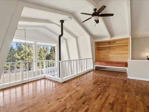 Living - 61170 Ferguson Rd, Bend, OR 97702 photo 7 of 7