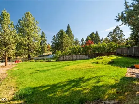 Exterior - 61170 Ferguson Rd, Bend, OR 97702 photo 11 of 12