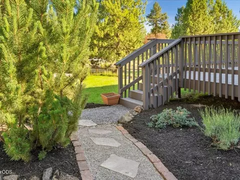 Exterior - 61170 Ferguson Rd, Bend, OR 97702 photo 6 of 12
