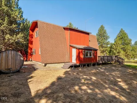 Exterior - 61170 Ferguson Rd, Bend, OR 97702 photo 9 of 12