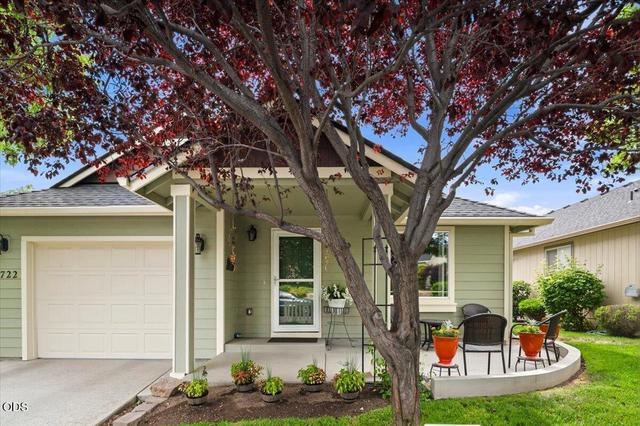 3722 SW 29th St, Redmond, OR 97756
