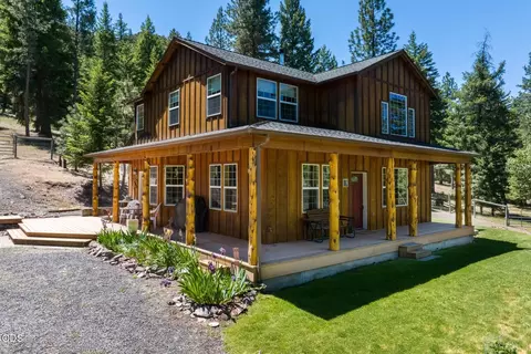 5920 NE Cerysa Ln, Prineville, OR 97754