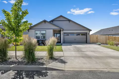 1734 NW Varnish Ave, Redmond, OR 97756