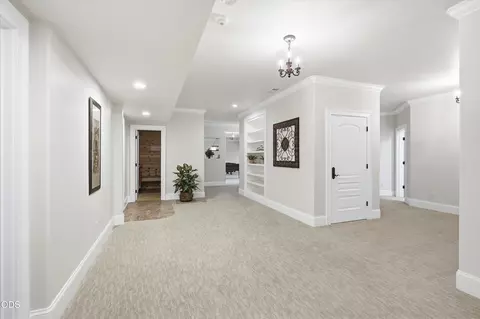 Entry Way - 15202 Richards Way, Eagle Point, OR 97524 photo 11 of 13