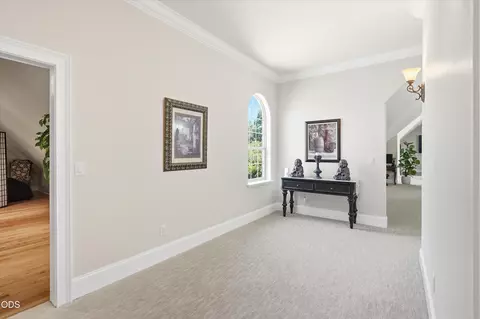 Entry Way - 15202 Richards Way, Eagle Point, OR 97524 photo 6 of 13