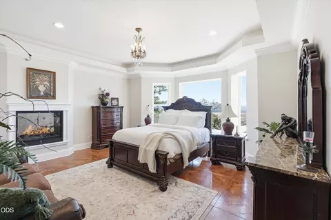 Bedroom - 15202 Richards Way, Eagle Point, OR 97524 photo 1 of 18