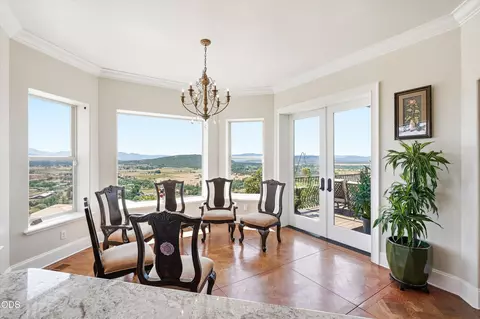 Dining - 15202 Richards Way, Eagle Point, OR 97524 photo 1 of 3