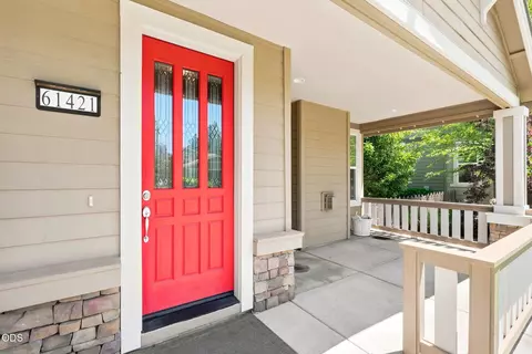 Exterior - 61421 Davis Lake Loop, Bend, OR 97702 photo 2 of 11