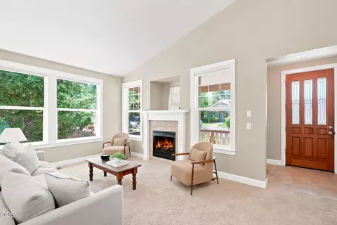 Living - 61421 Davis Lake Loop, Bend, OR 97702 photo 1 of 6