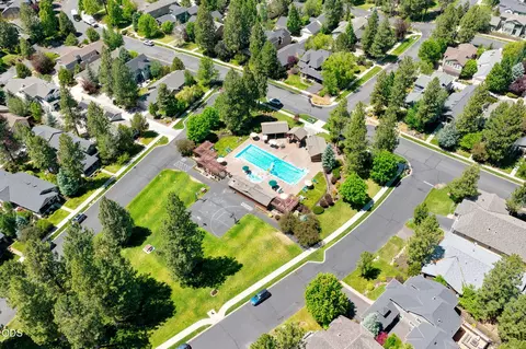 View/Area - 61421 Davis Lake Loop, Bend, OR 97702 photo 5 of 5