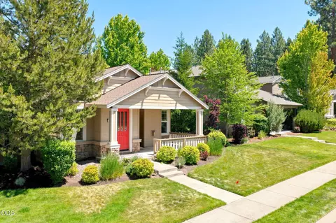Exterior - 61421 Davis Lake Loop, Bend, OR 97702 photo 11 of 11