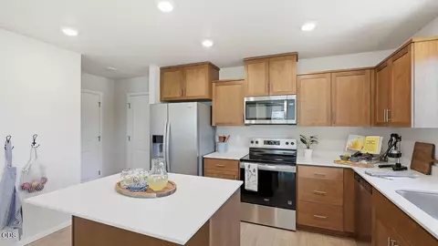 Kitchen - 61221 Parrell Rd, Bend, OR 97702 photo 1 of 3