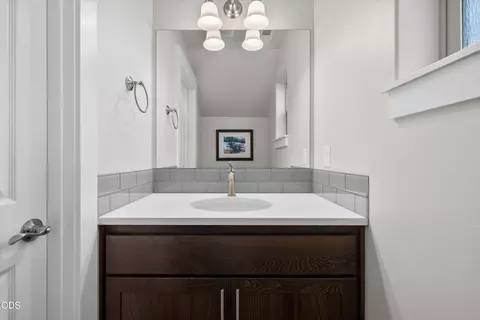 Bath - 20571 Rolen Ave, Bend, OR 97702 photo 1 of 4
