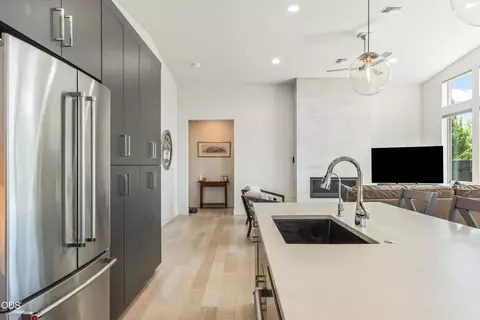 Kitchen - 63177 Iner Loop, Bend, OR 97701 photo 5 of 5