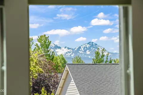 Other - 63177 Iner Loop, Bend, OR 97701 photo 1 of 8