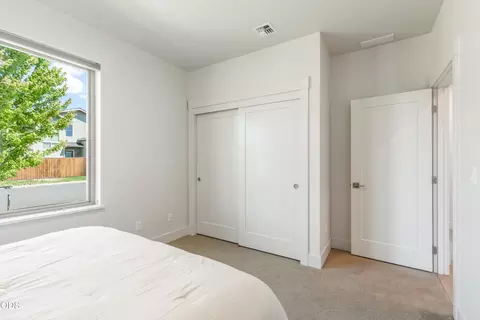 Other - 63177 Iner Loop, Bend, OR 97701 photo 5 of 8