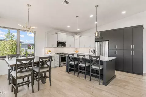 Kitchen - 63177 Iner Loop, Bend, OR 97701 photo 1 of 5